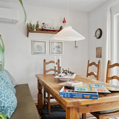 Daniela - 300m From The Sea By Interhome *