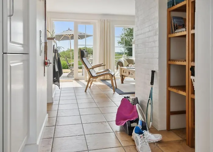 Daniela - 300m From The Sea By Interhome